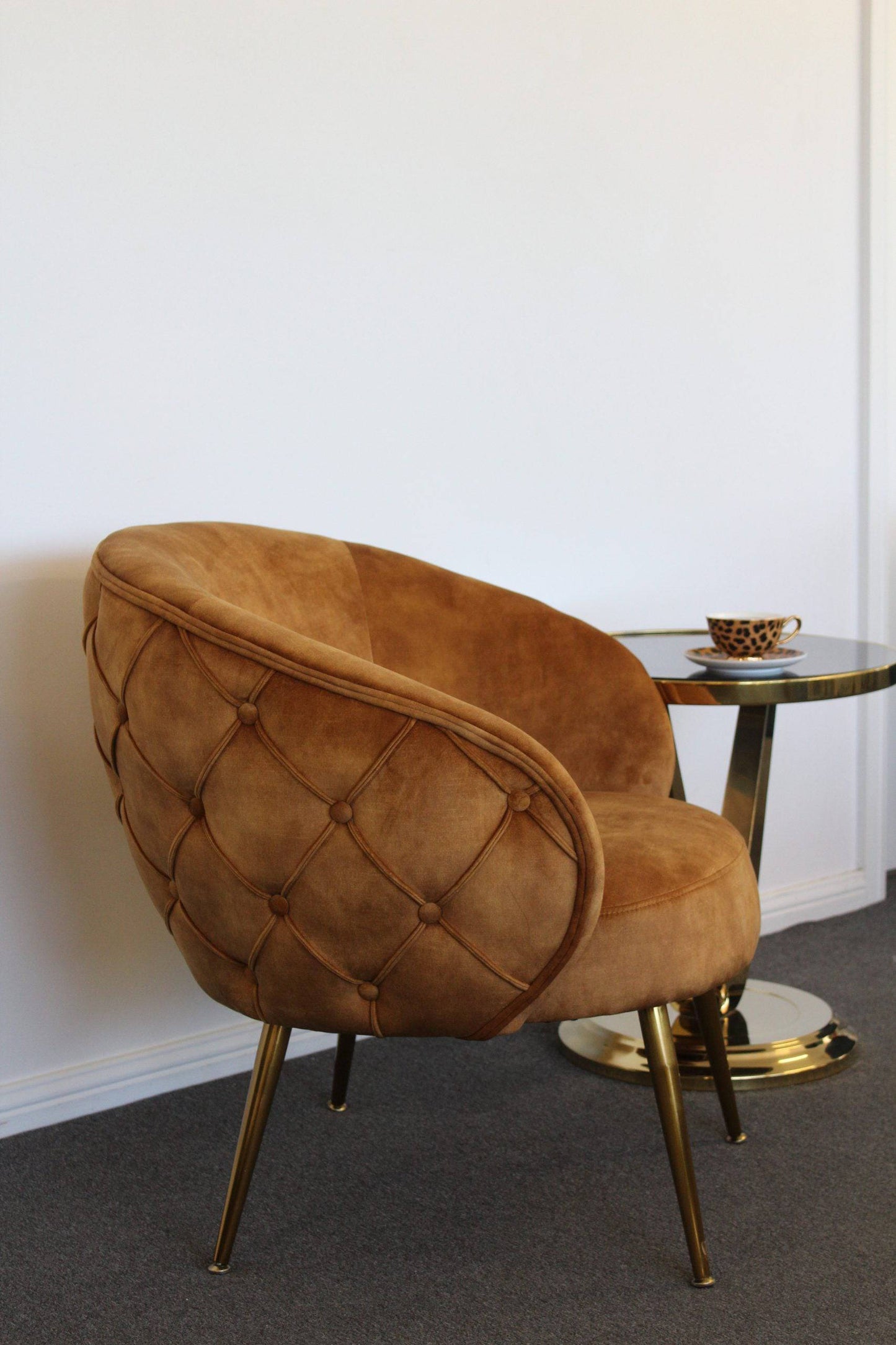 York Accent Chair - Diamond Tufted Deluxe Velvet - STripleB