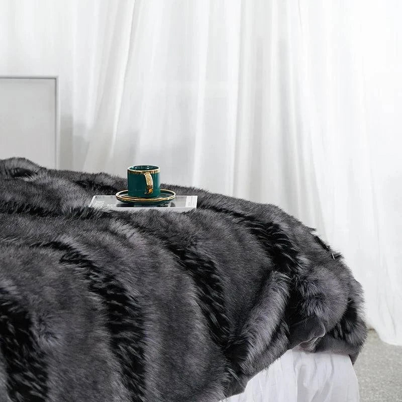 Luxury Faux Fur Winter Warm Blanket - Sofa Throw - STripleB