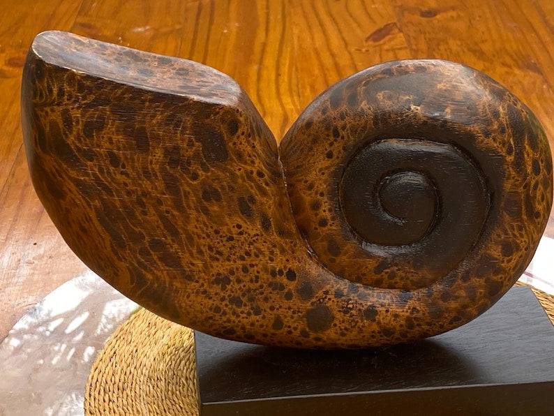 Decorative hand carved wooden shell on stand - STripleB