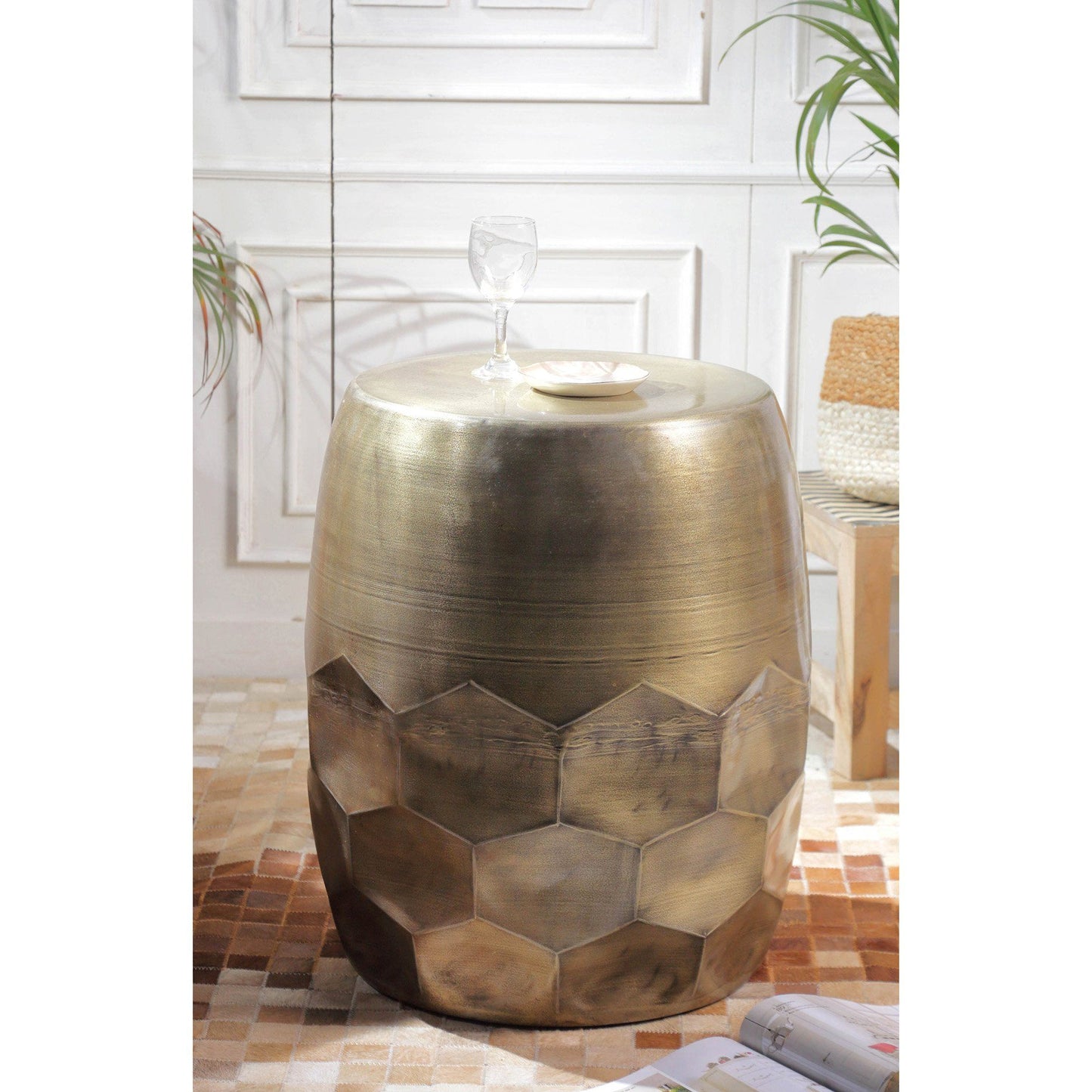 BELLA HEXAGON SIDE TABLE - STripleB 