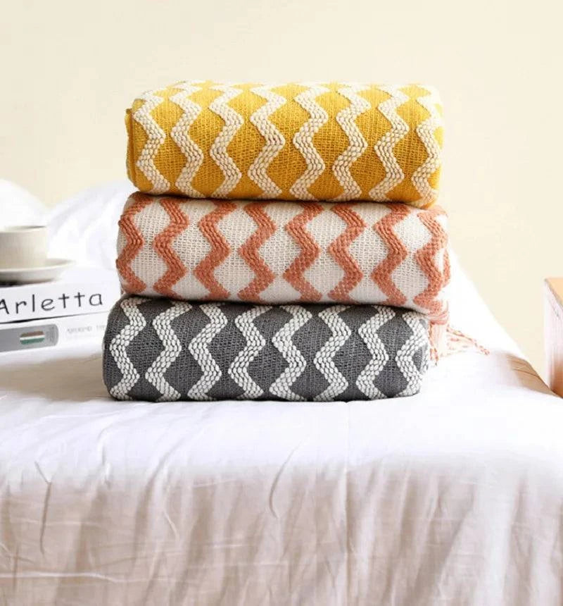 Scandinavian Style Heart Twist Tassel Throw - STripleB 