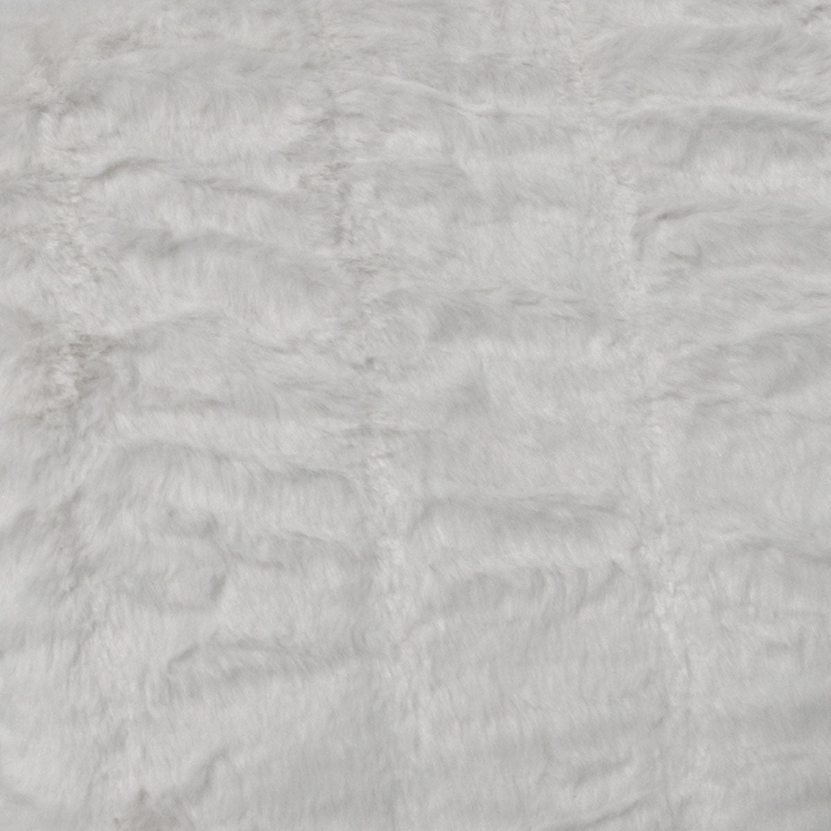 Harper Soft Ruched Pattern Faux Fur Throw Rug 127 x 152 cm - White - STripleB