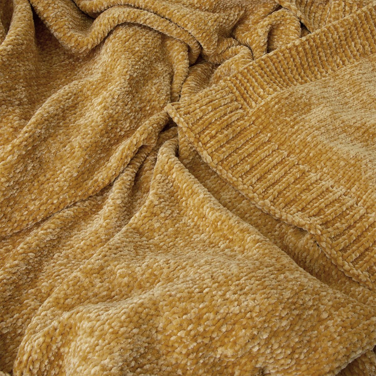J Elliot Home Leslie Chenille Throw 130 x 160 cm Ochre - STripleB
