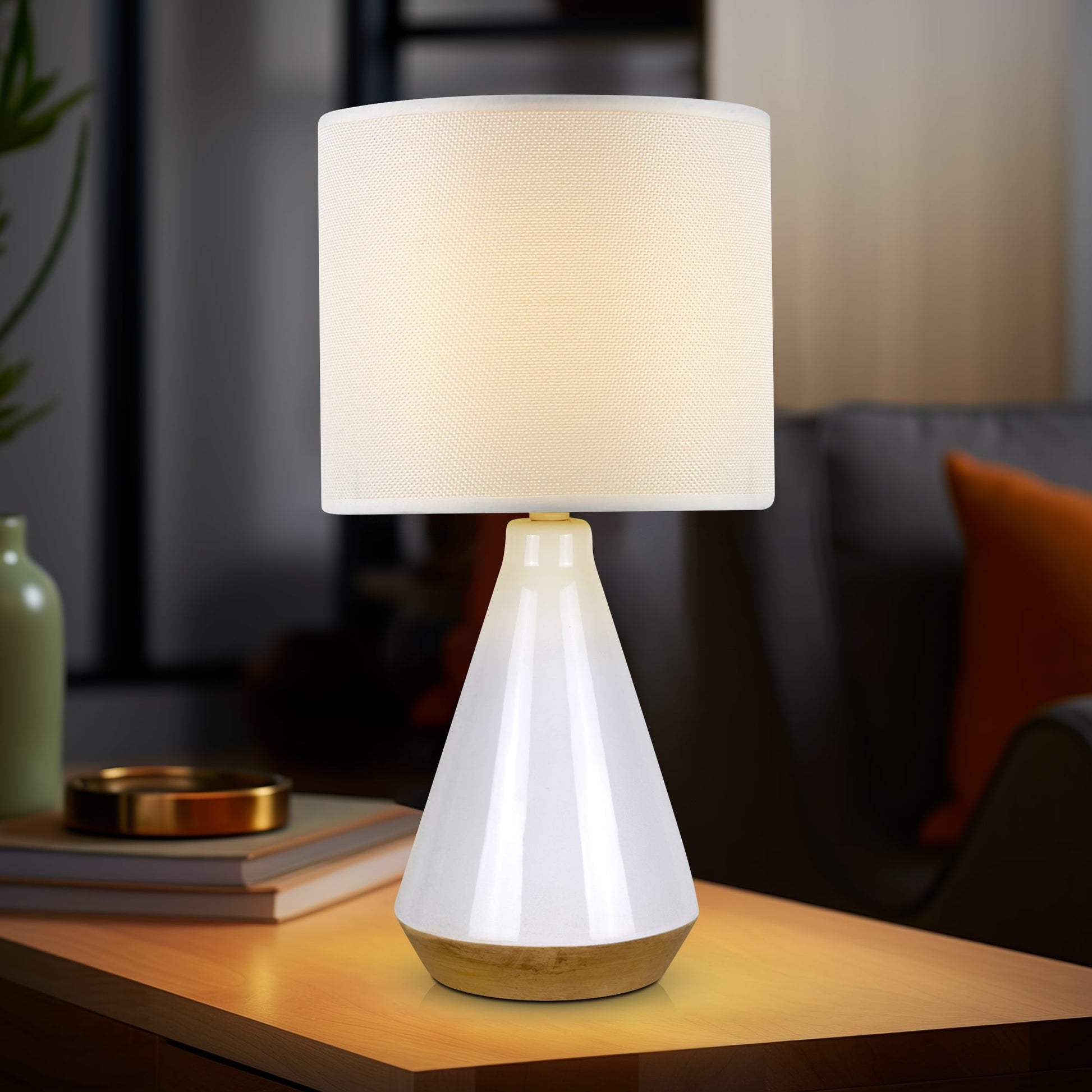 Lux Tapered Ceramic Table Lamp - STripleB 
