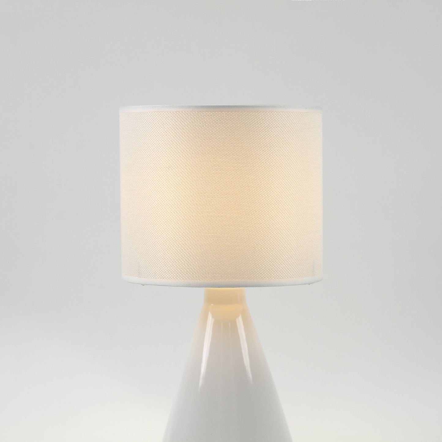 Lux Tapered Ceramic Table Lamp - STripleB 