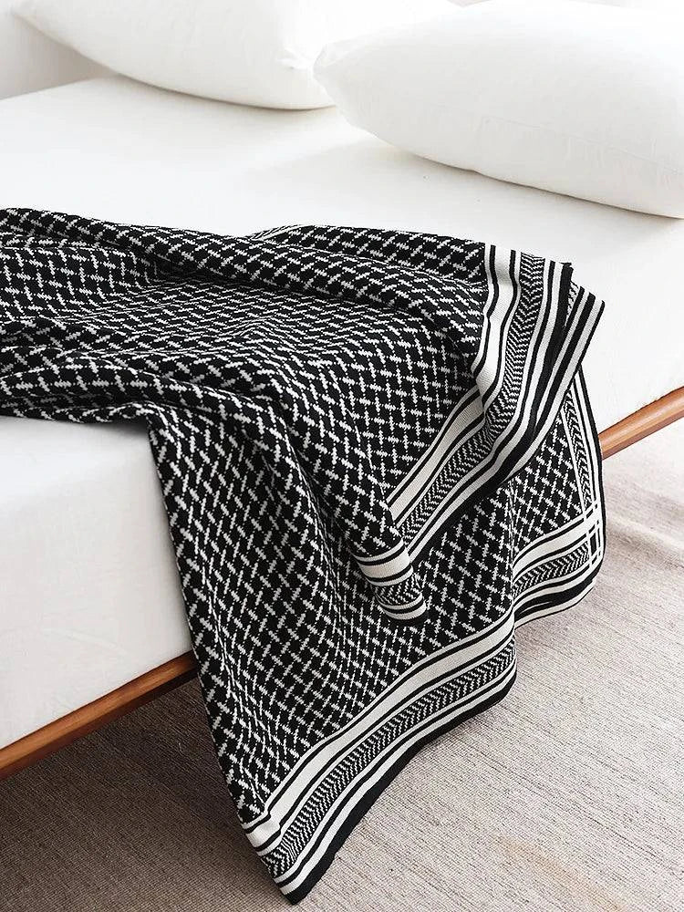 Nordic Knitted Blanket - STripleB 