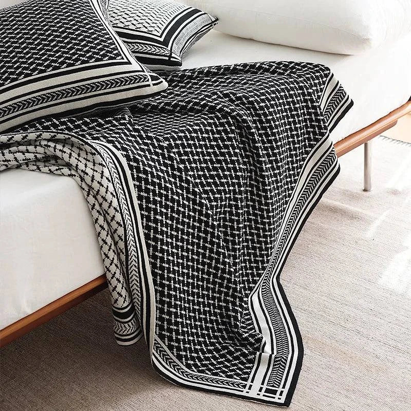 Nordic Knitted Blanket - STripleB 