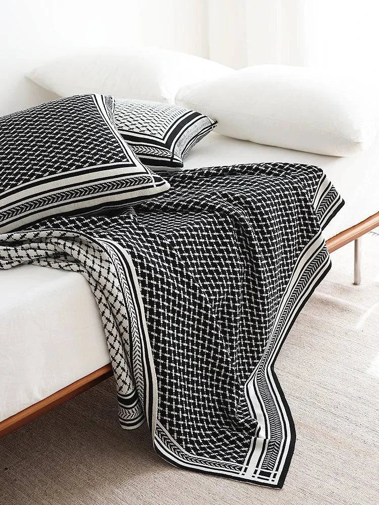 Nordic Knitted Blanket - STripleB 