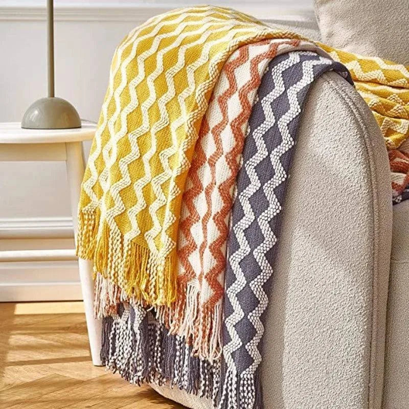 Scandinavian Style Heart Twist Tassel Throw - STripleB 