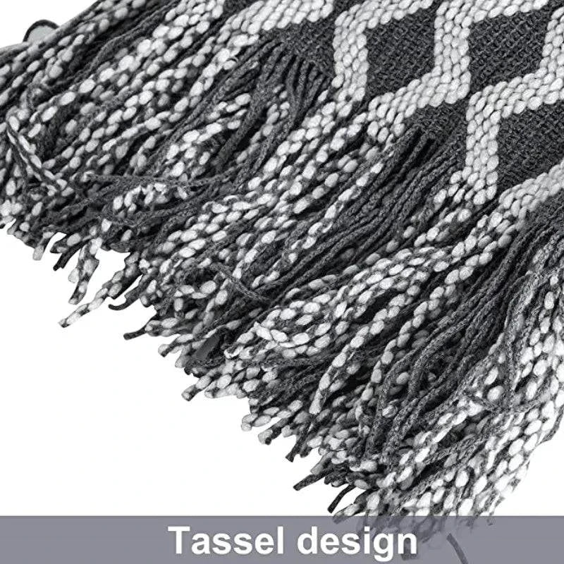 Scandinavian Style Heart Twist Tassel Throw - STripleB 