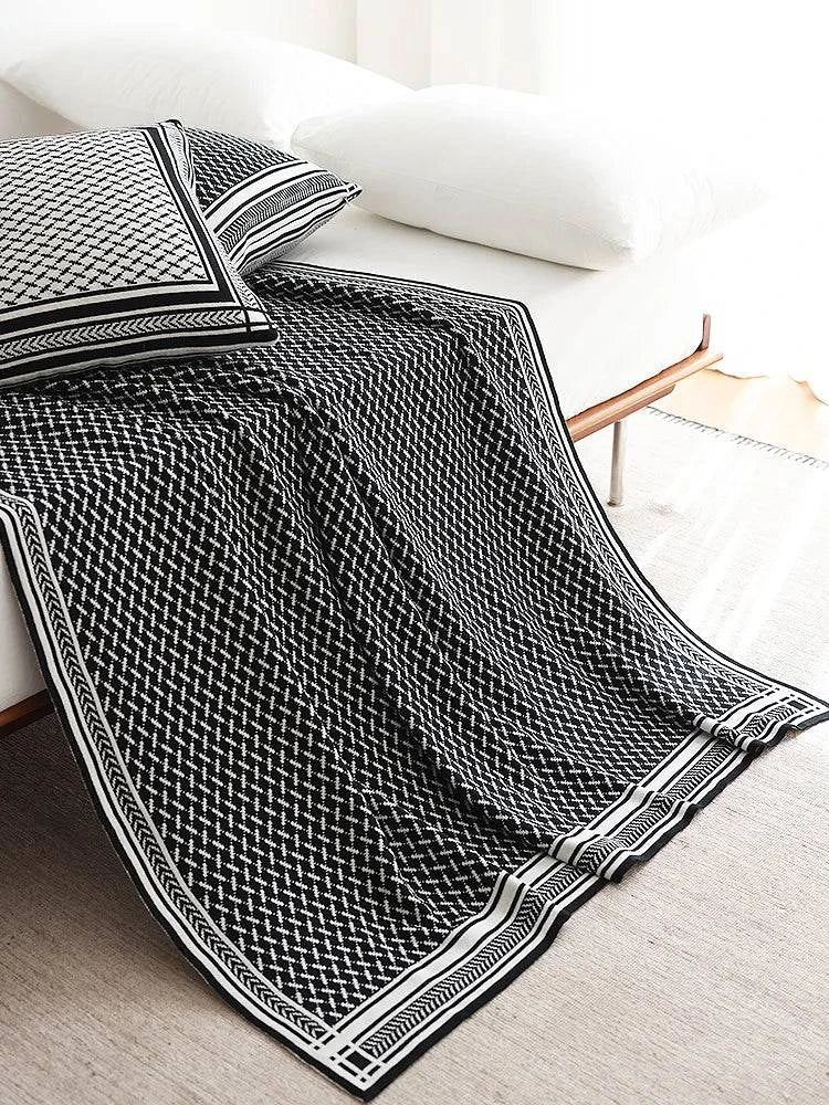 Nordic Knitted Blanket - STripleB 