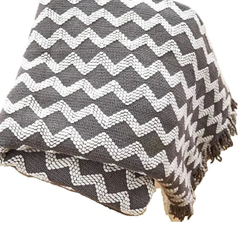 Scandinavian Style Heart Twist Tassel Throw - STripleB 