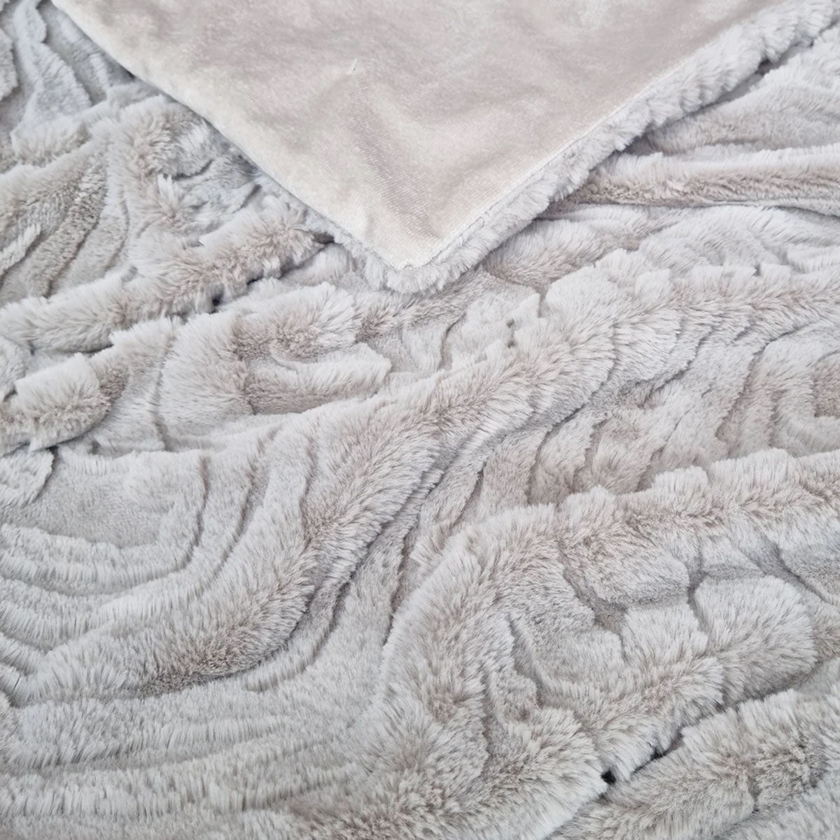Silver Grey - Faux Mohair Throw Rug - 130 x 160cm - STripleB