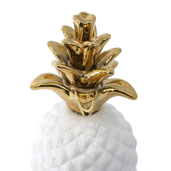 White Pineapple Ornament with a Gold Crown 17cm. With a gold crown - STripleB 